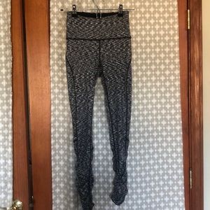 Lululemon scrunch legging size 2